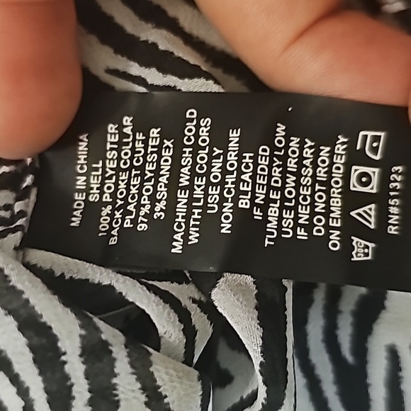 Vince Camuto Women's Zebra Print Long Sleeve Button Down Shirt - Picture 4 of 5